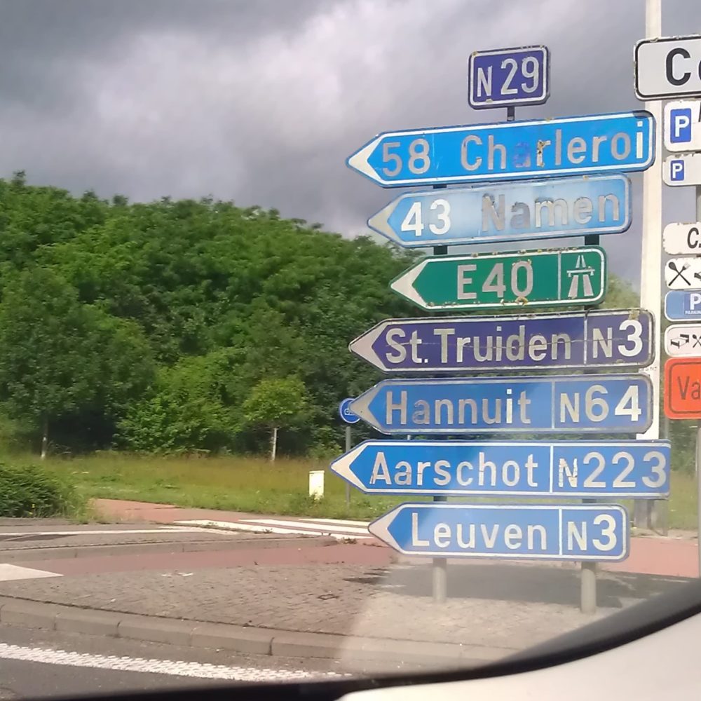 Carousel ad // ACEG: B2B-awareness in Limburg // owned by __ Rocket Copywriting //